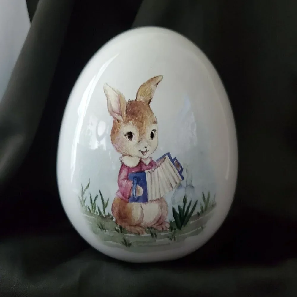 VTG Decorative Ceramic Egg With Easter Bunny Playing Accordion 6.5